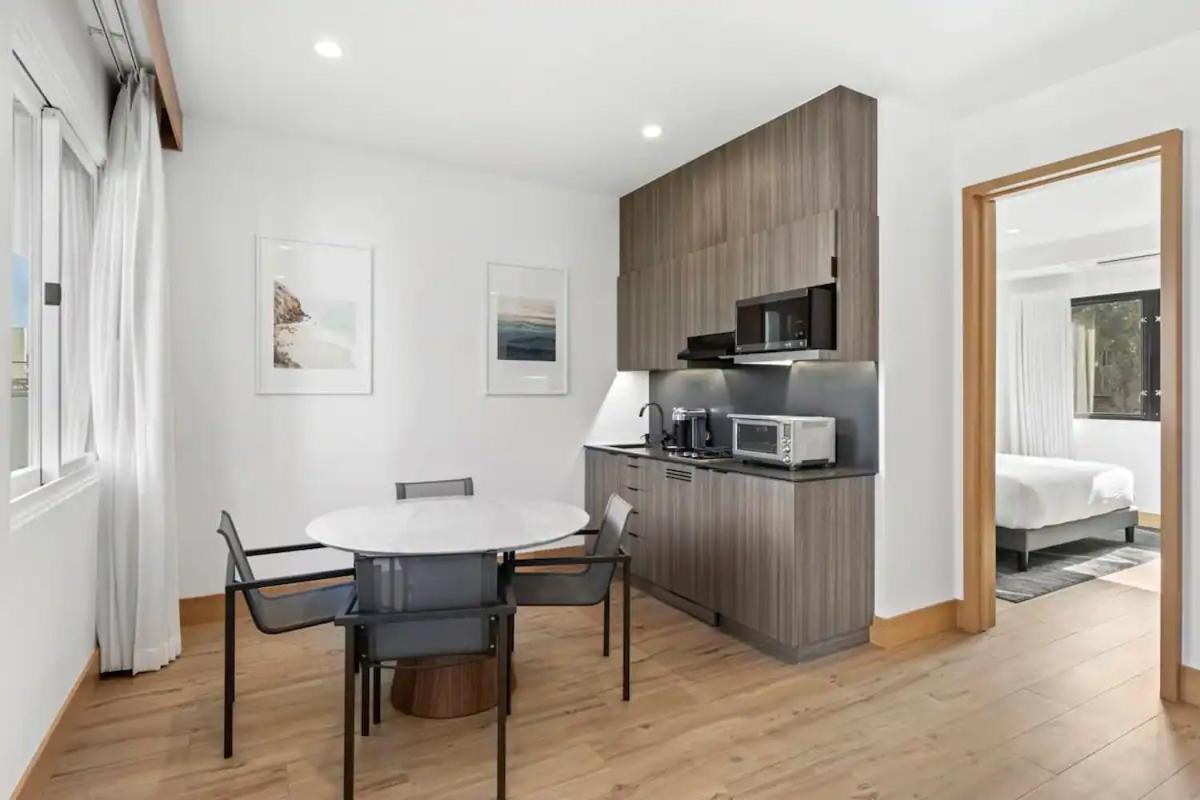 Malibu Sand Carbon Beach Suites 외부 사진