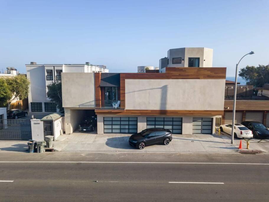 Malibu Sand Carbon Beach Suites 외부 사진