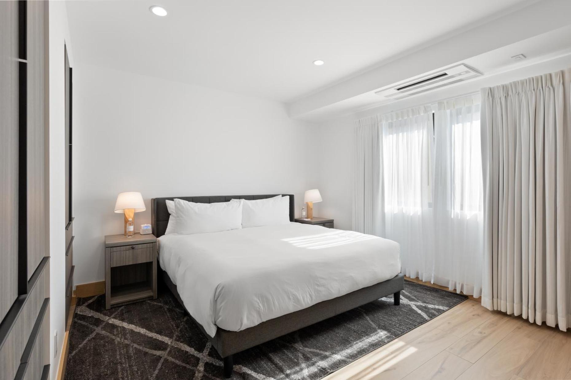 Malibu Sand Carbon Beach Suites 외부 사진