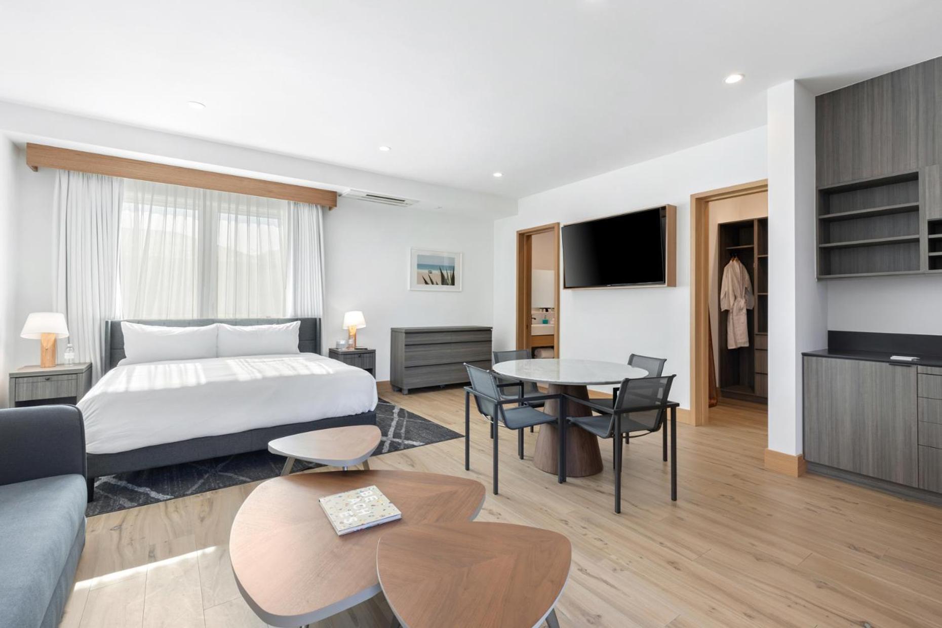 Malibu Sand Carbon Beach Suites 외부 사진