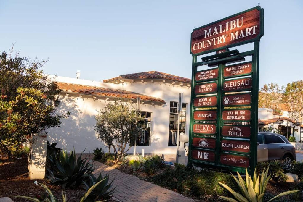 Malibu Sand Carbon Beach Suites 외부 사진